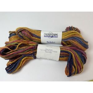 Cascade Yarns Nikki 100% Wool Lot Of 2‎ 100gr 110 Yds Each Made In Italy